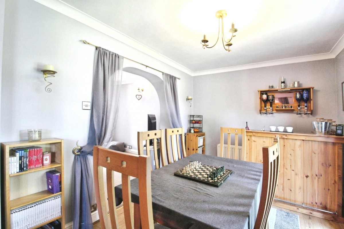Cambridge Road, Wadesmill