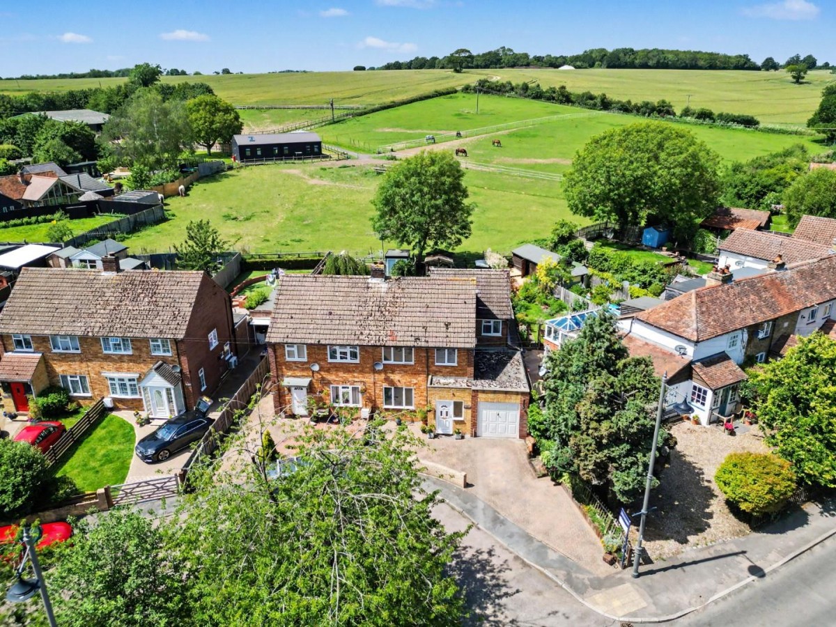 Cambridge Road, Wadesmill