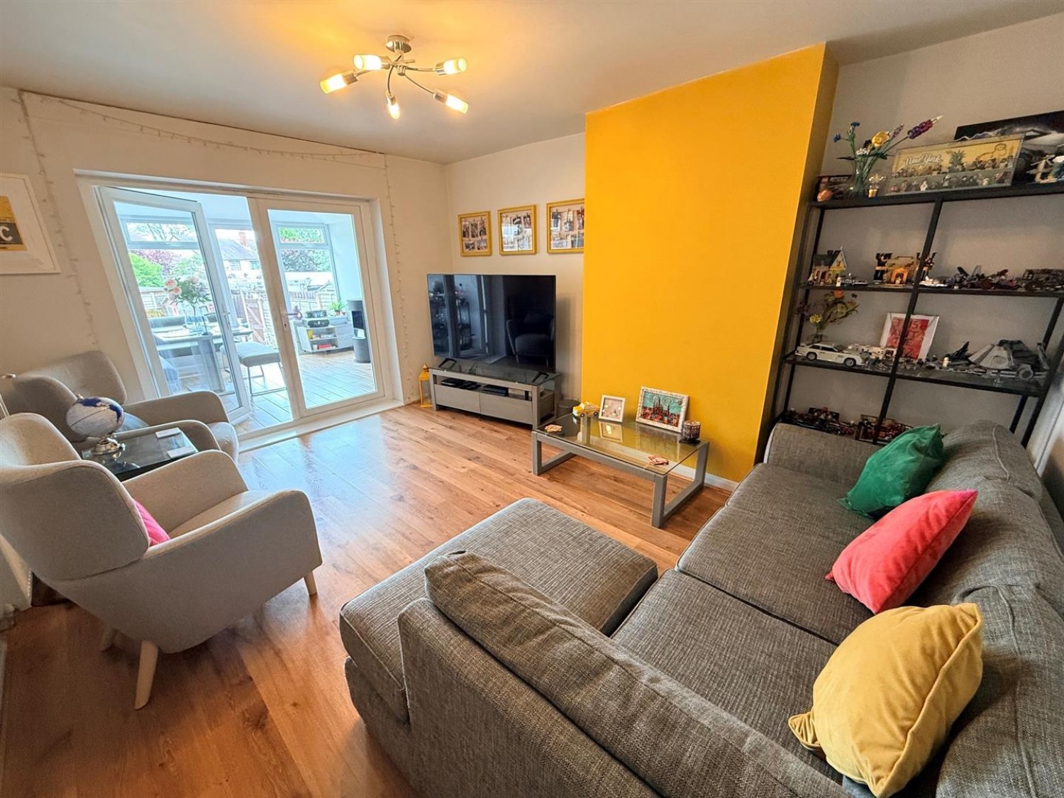 Shenstone Avenue, Stourbridge, DY8 3EJ