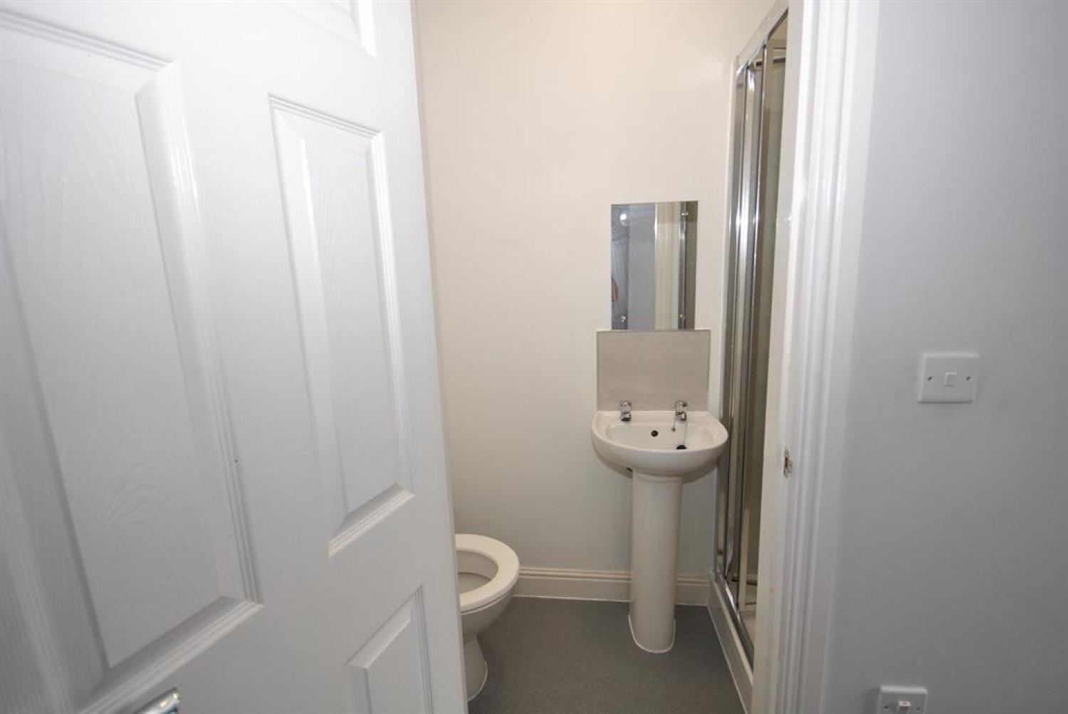 Room 3 39 Shirland Street, Stonegravels, Chesterfield