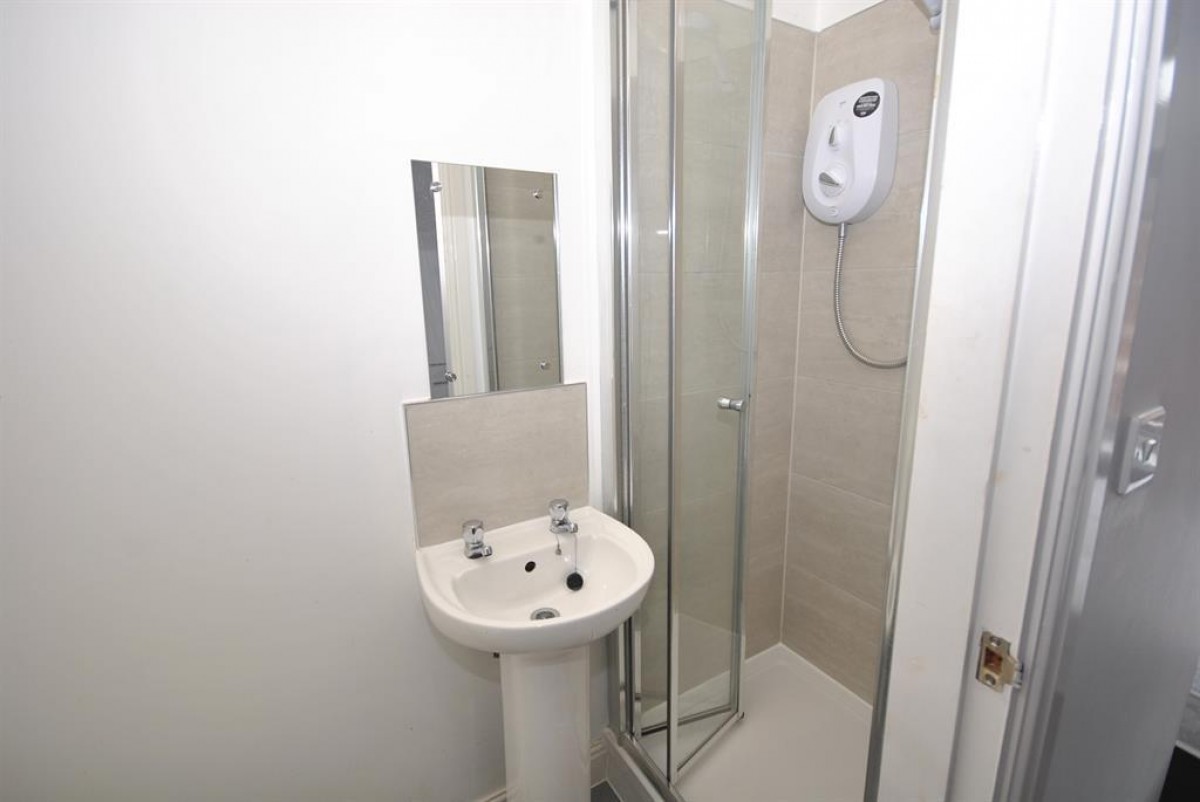 Room 3 39 Shirland Street, Stonegravels, Chesterfield