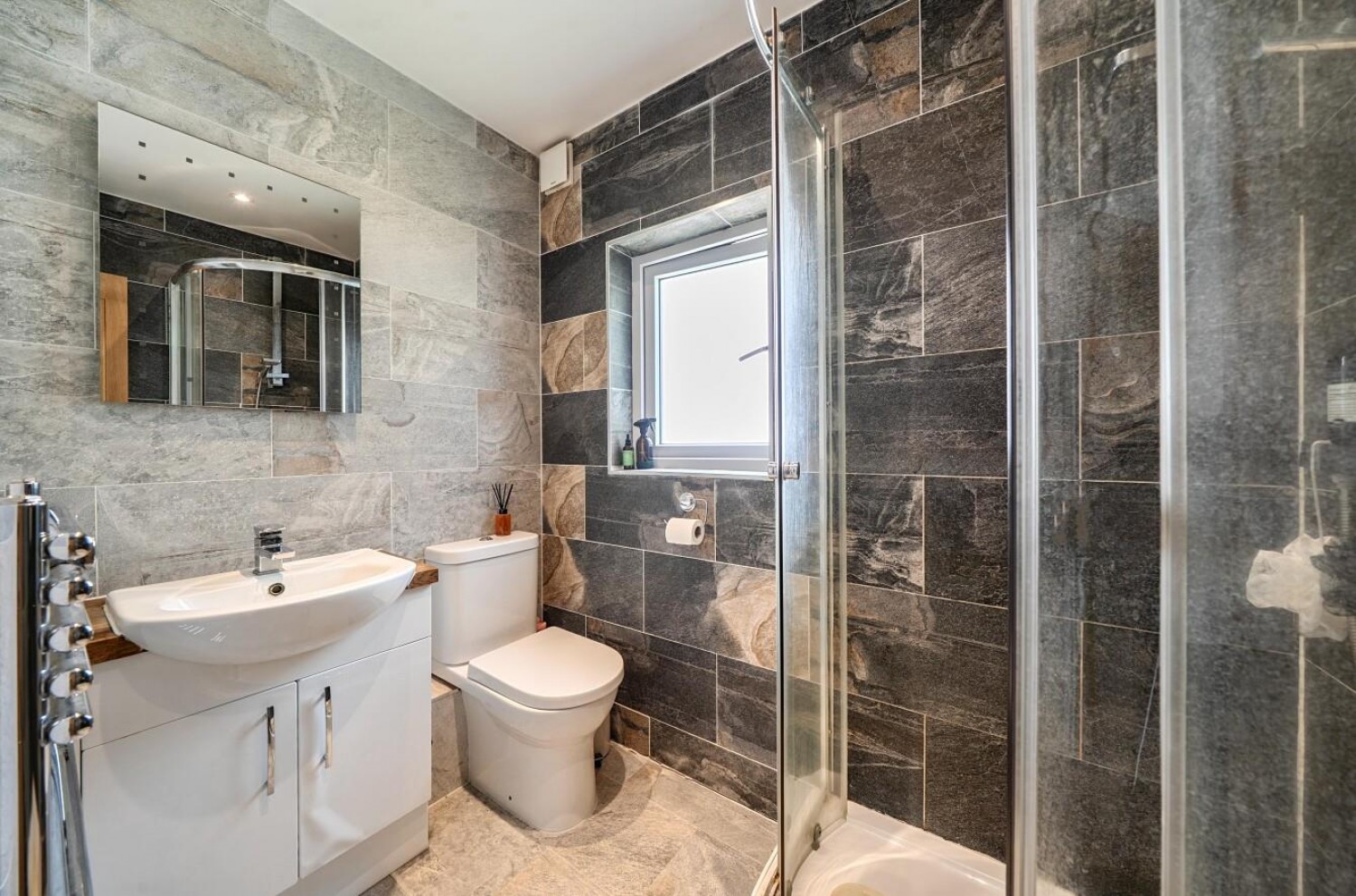 3 bedroom House for sale in Chinbrook Road, London, SE12 9QP