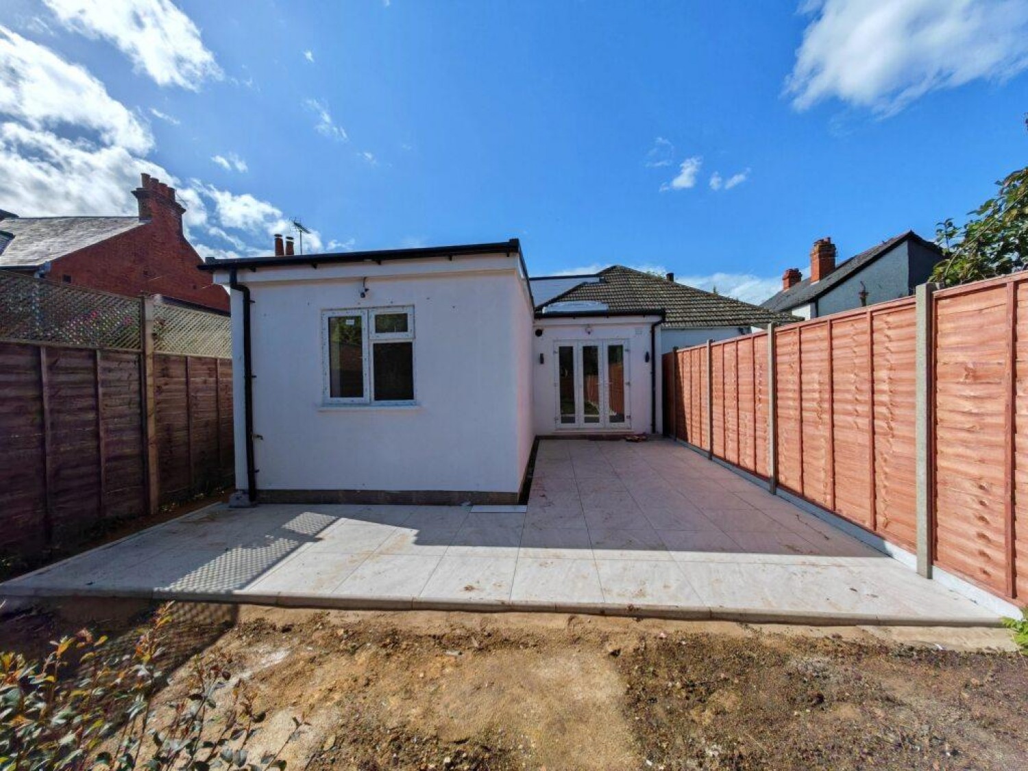 8 bedroom House to let in Whitley Wood Lane, Reading