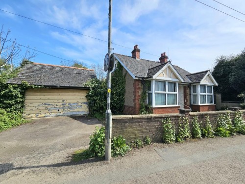 Box Road, Cam, Dursley