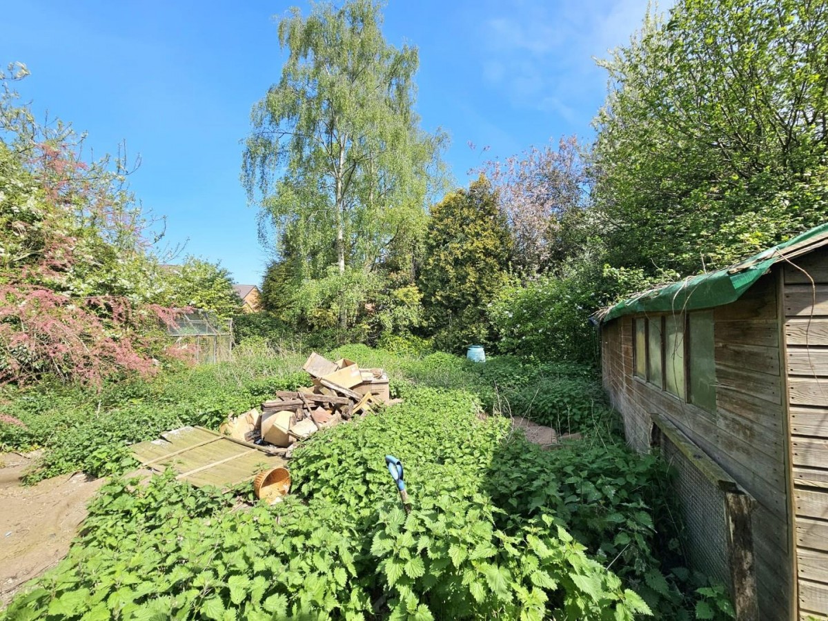 Box Road, Cam, Dursley