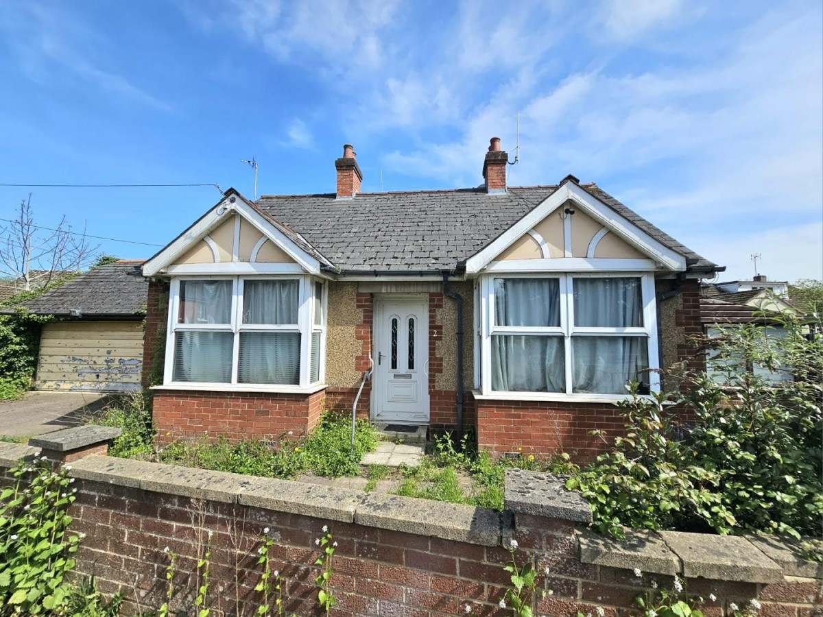 Box Road, Cam, Dursley