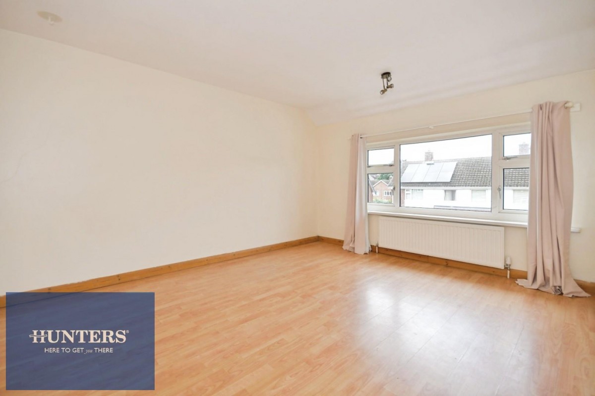 Gower Crescent, Loundsley Green, Chesterfield, S40 4LS