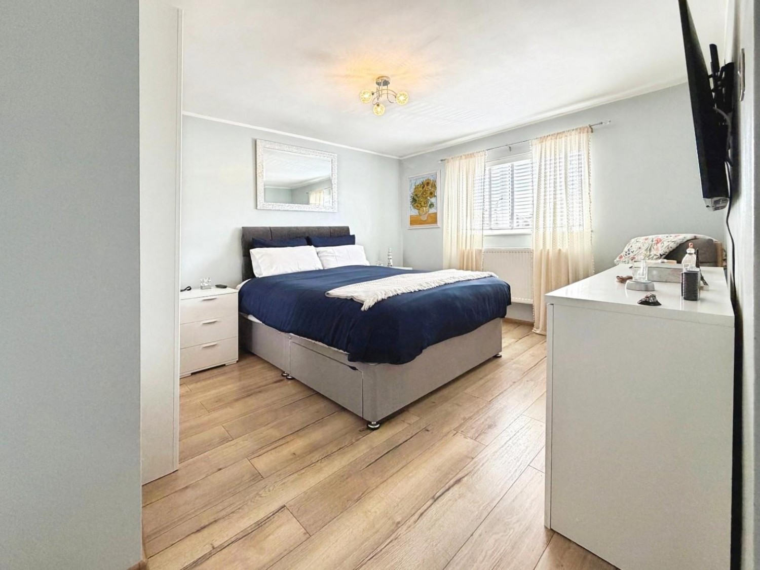 Hungerford Crescent , Brislington, Bristol