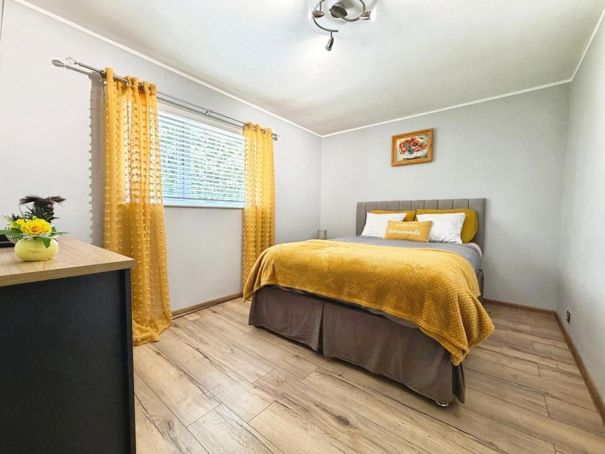 Hungerford Crescent , Brislington, Bristol