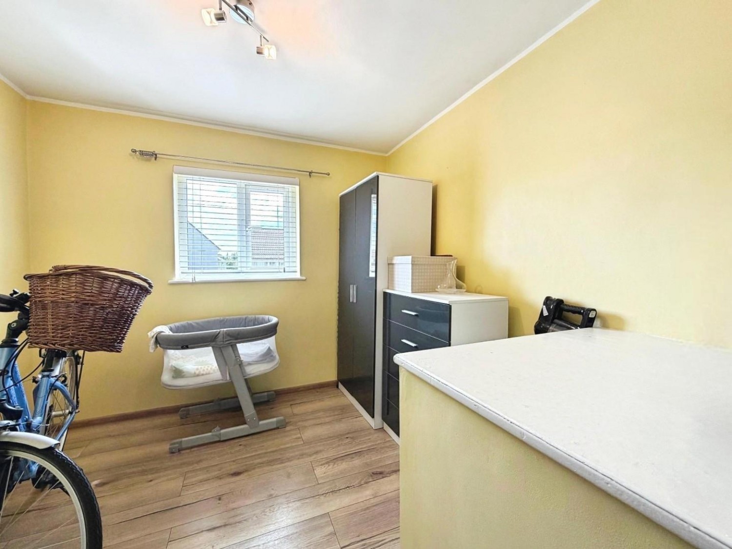 Hungerford Crescent , Brislington, Bristol