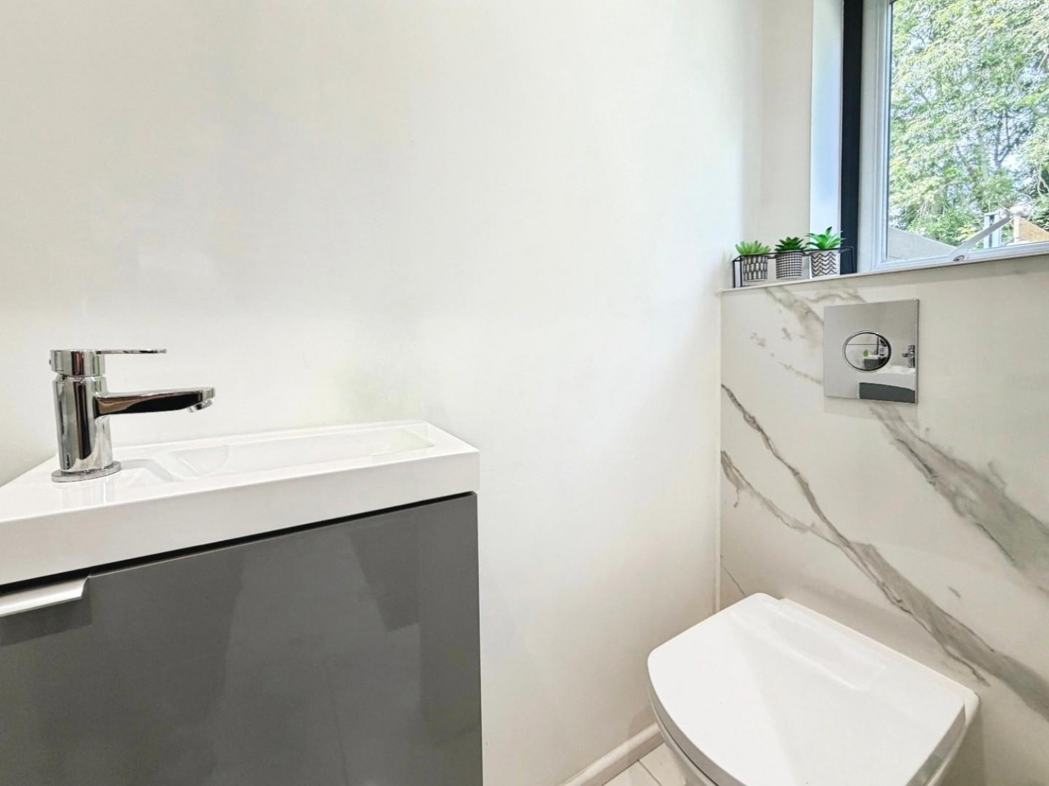 Hungerford Crescent , Brislington, Bristol
