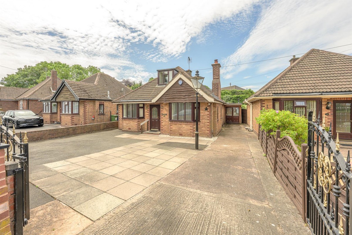 Yew Tree Hills, Netherton, DY2 0JU