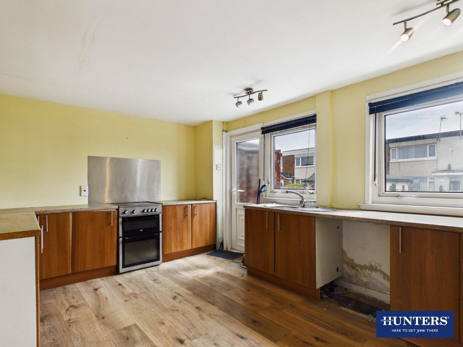 Heston Avenue, Dumfries, DG2 9QQ