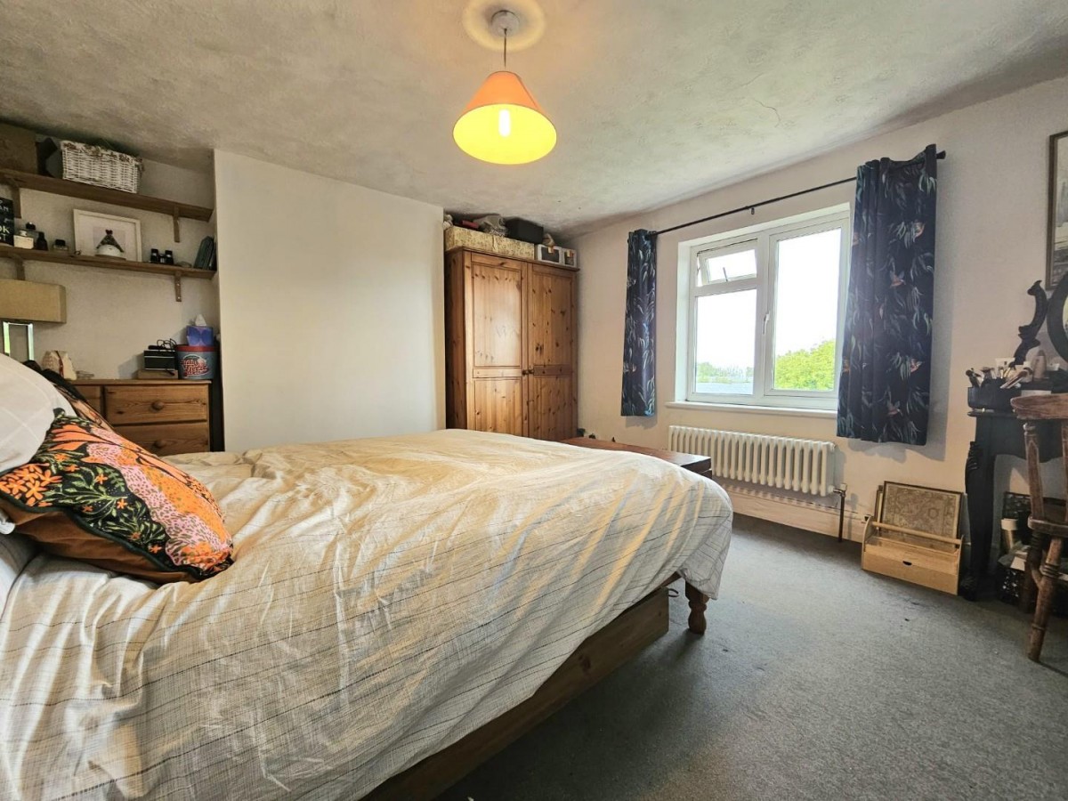Bristol Road, Cambridge, Gloucester
