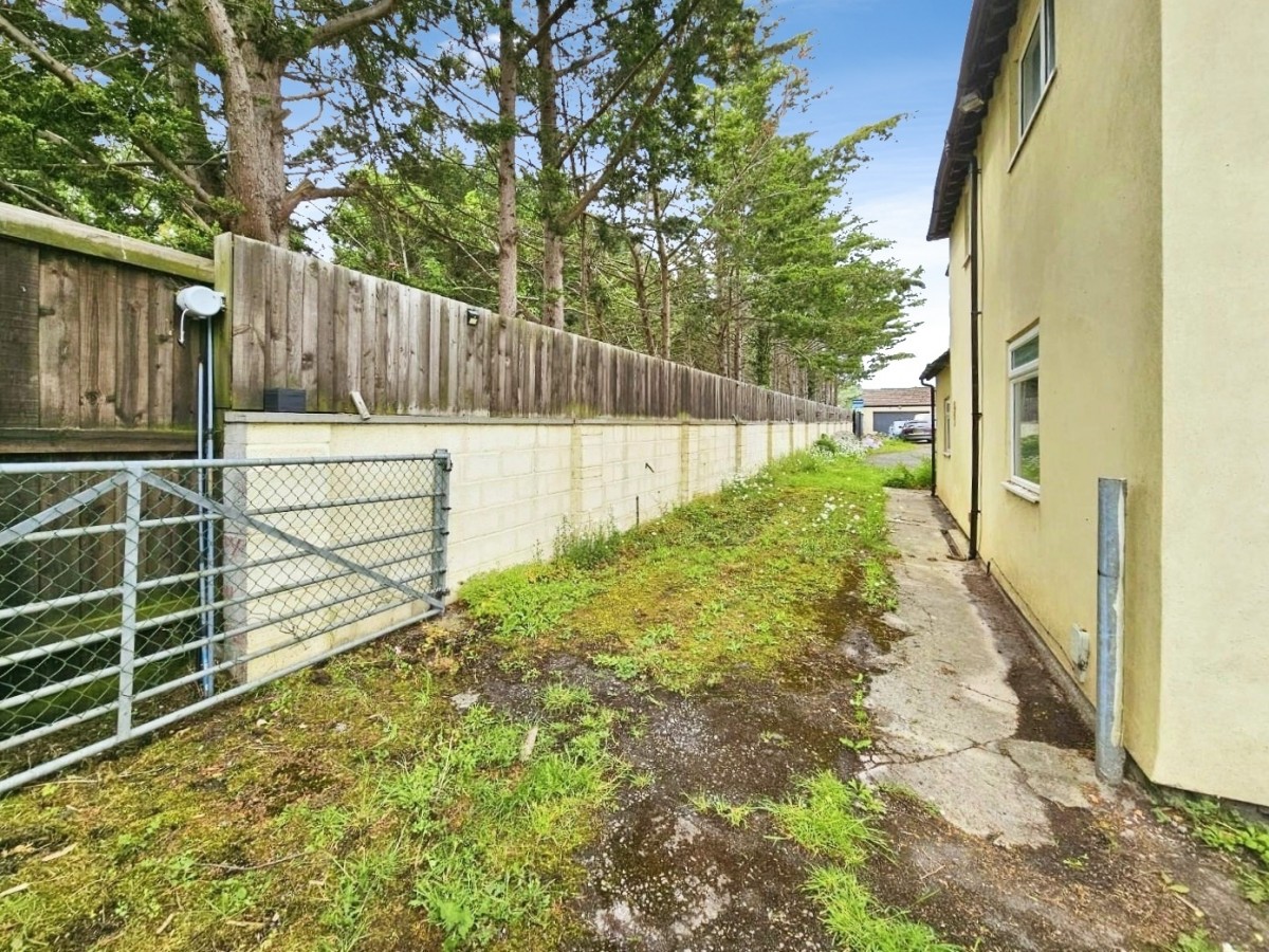 Bristol Road, Cambridge, Gloucester