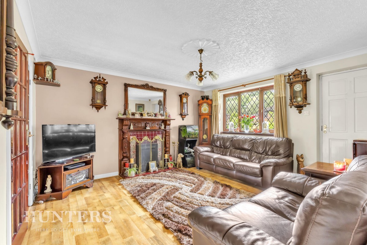 Shore Road, Shore, Littleborough, OL15 9LJ