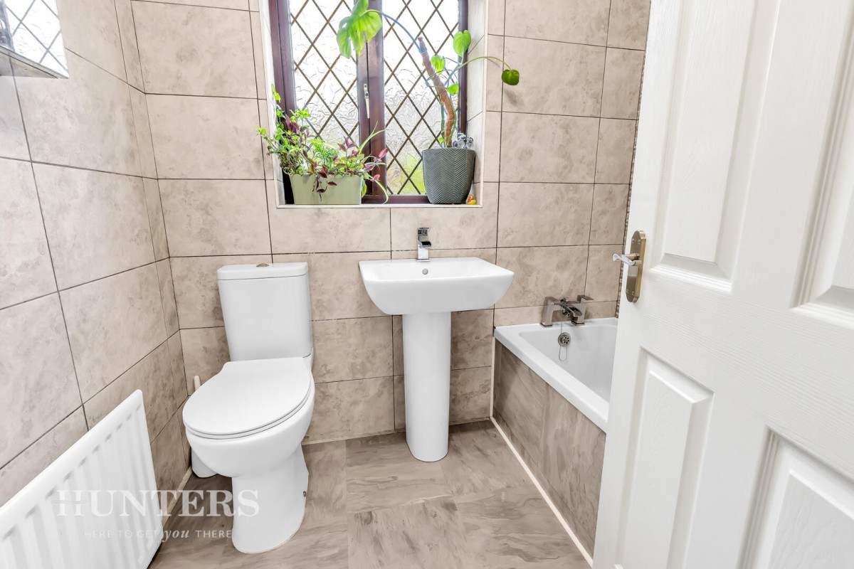 Shore Road, Shore, Littleborough, OL15 9LJ