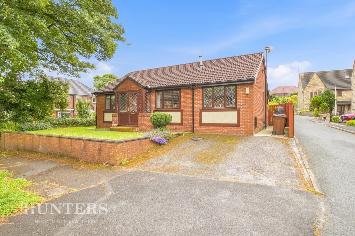 Shore Road, Shore, Littleborough, OL15 9LJ