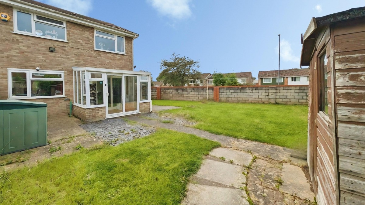 Littledean, Yate, Bristol, BS37 8UJ