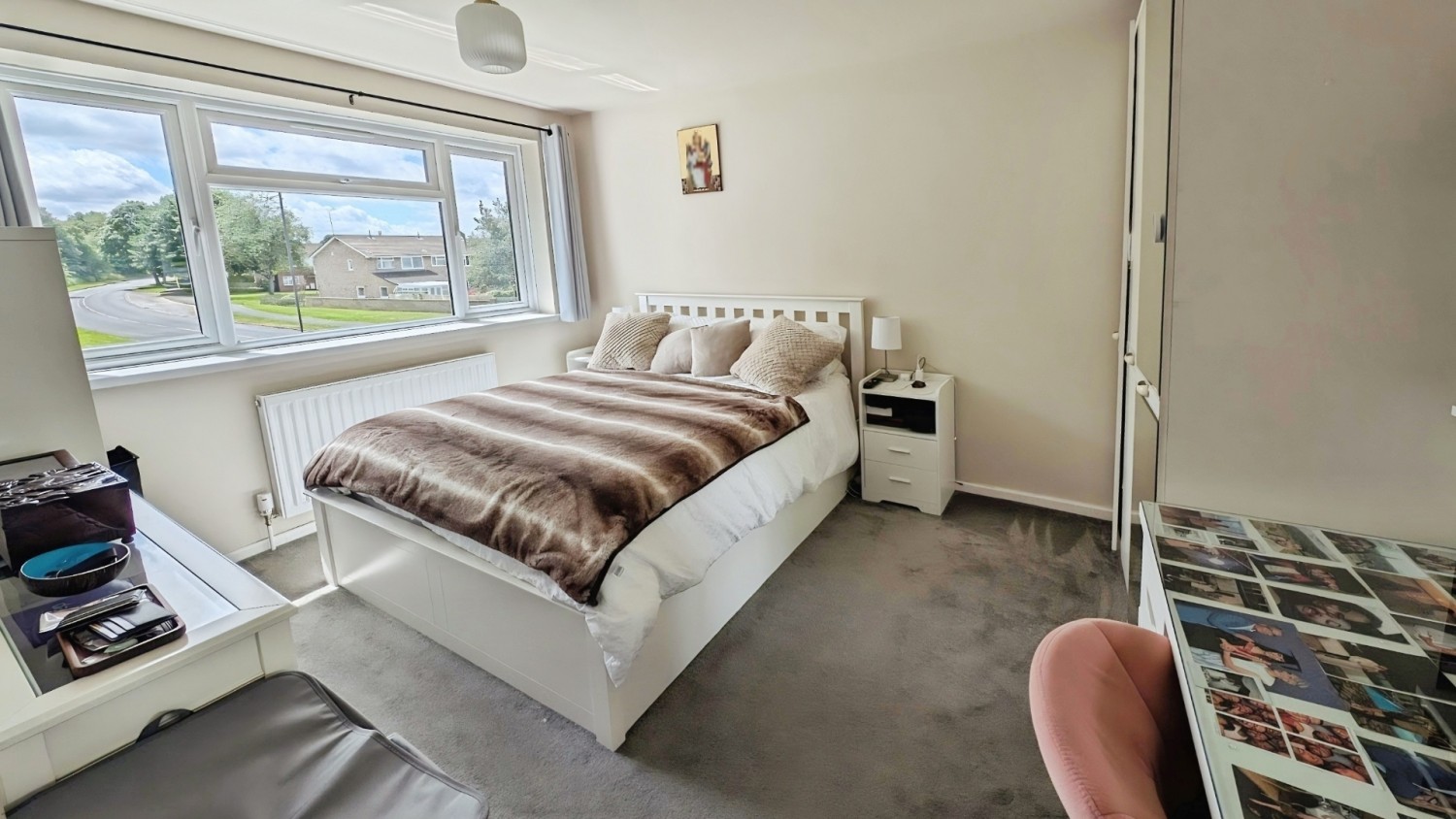 Littledean, Yate, Bristol, BS37 8UJ