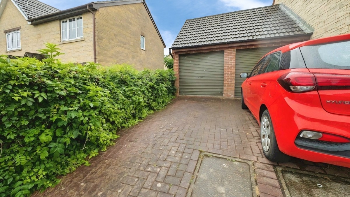 Couzens Close, Chipping Sodbury, Bristol