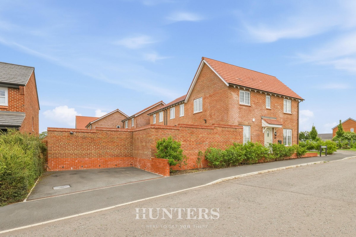 Kirkfell Drive, Middleton, Manchester, M24