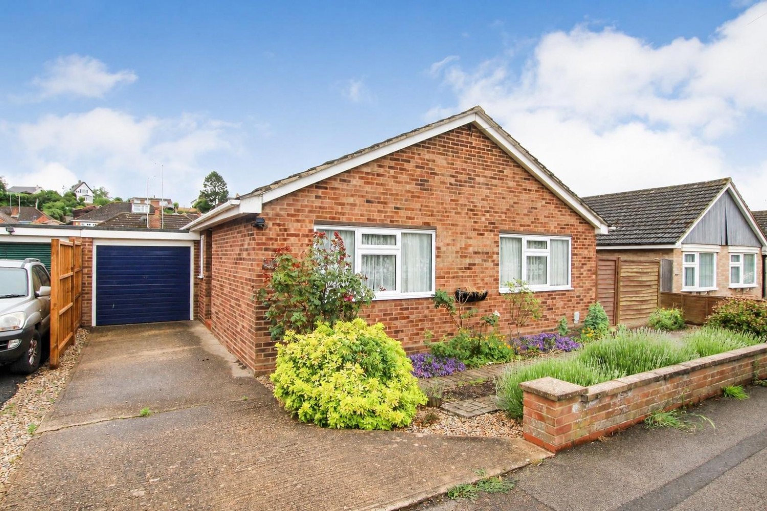 2 bedroom Bungalow for sale in Linslade Road, Heath and Reach, Leighton Buzzard
