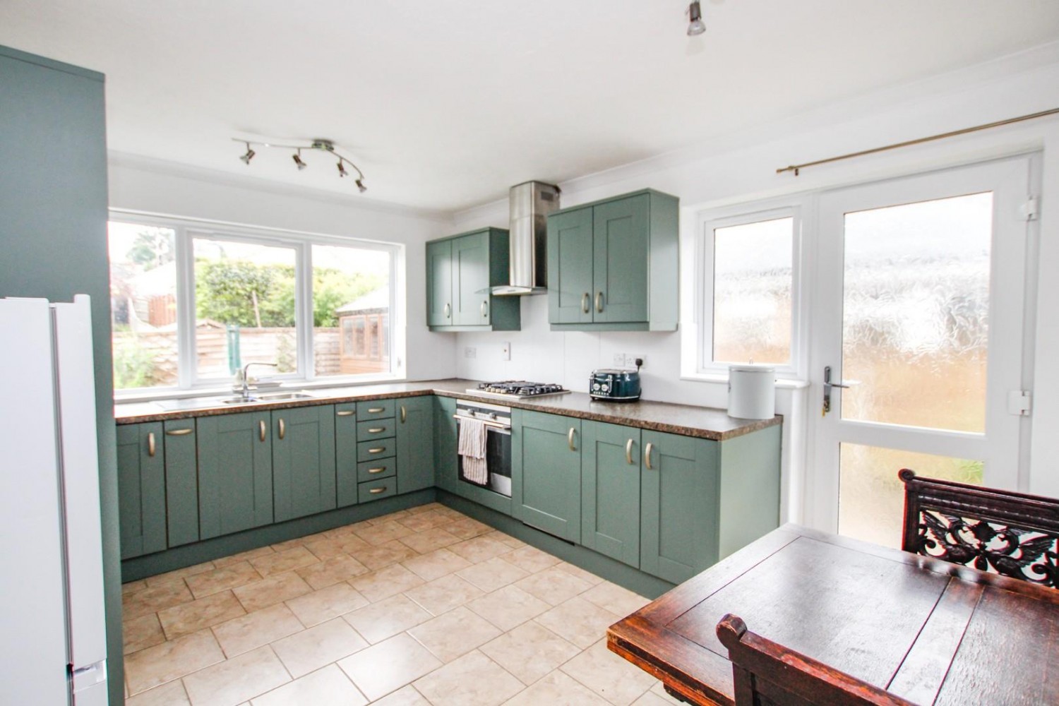 2 bedroom Bungalow for sale in Linslade Road, Heath and Reach, Leighton Buzzard