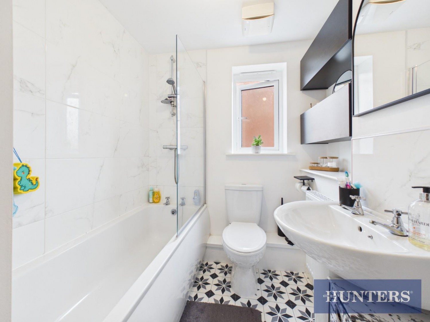 2 bedroom House for sale in Guildford Crescent, Bridlington
