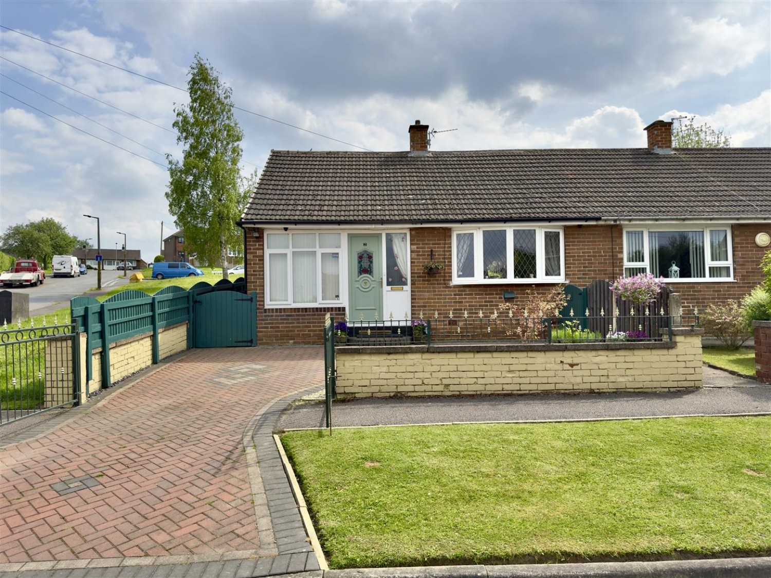 2 bedroom House for sale in Fylde Close, Barnsley