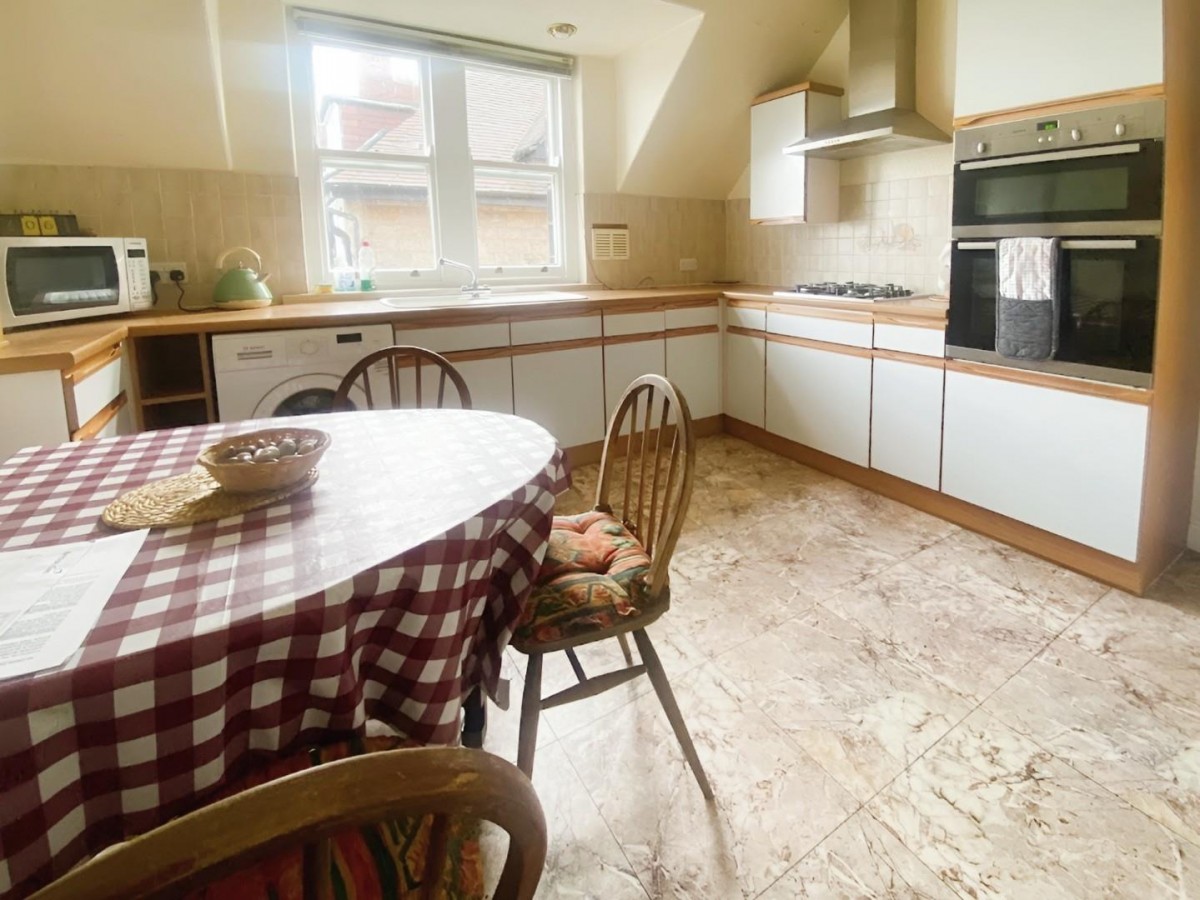 Grove Park Terrace, Harrogate, HG1 4BW