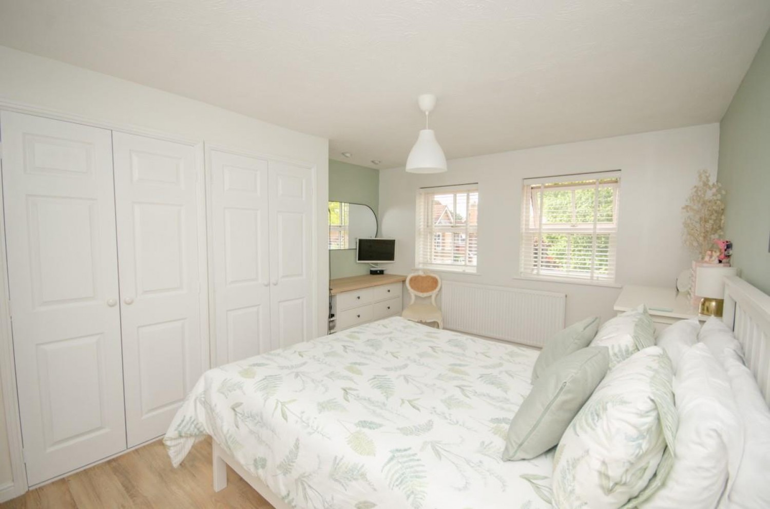 Heathfields, Downend, Bristol, BS16 6HT