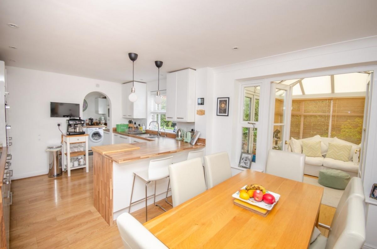 Heathfields, Downend, Bristol, BS16 6HT