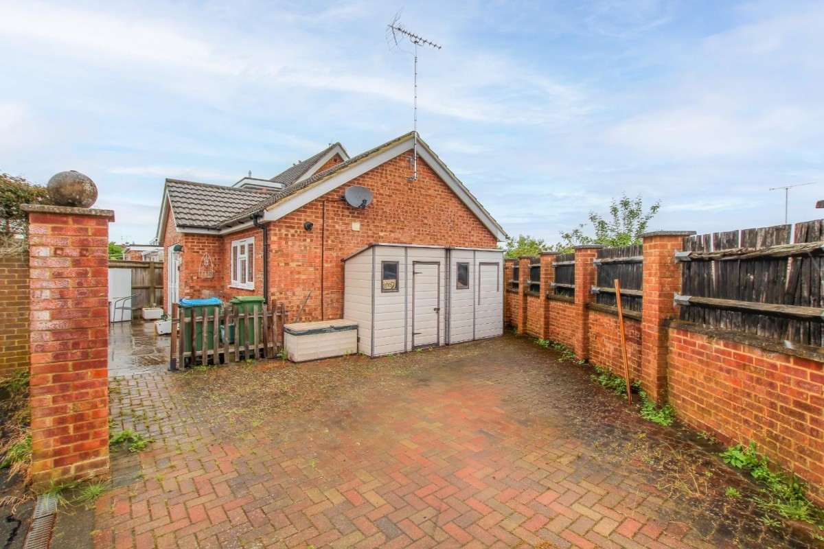 Dormer Avenue, Wing, Leighton Buzzard