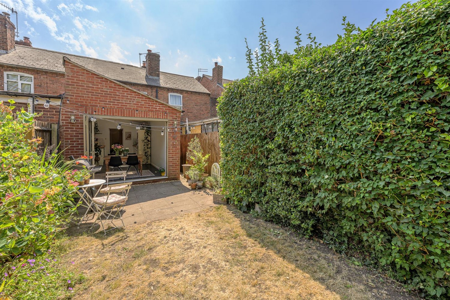 2 bedroom House for sale in Western Road, Stourbridge, DY8 3XX