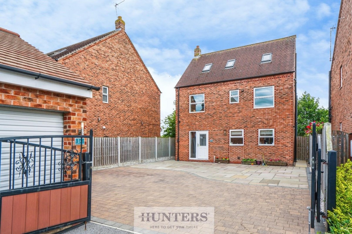 Whitley Farm Close, Whitley, Goole