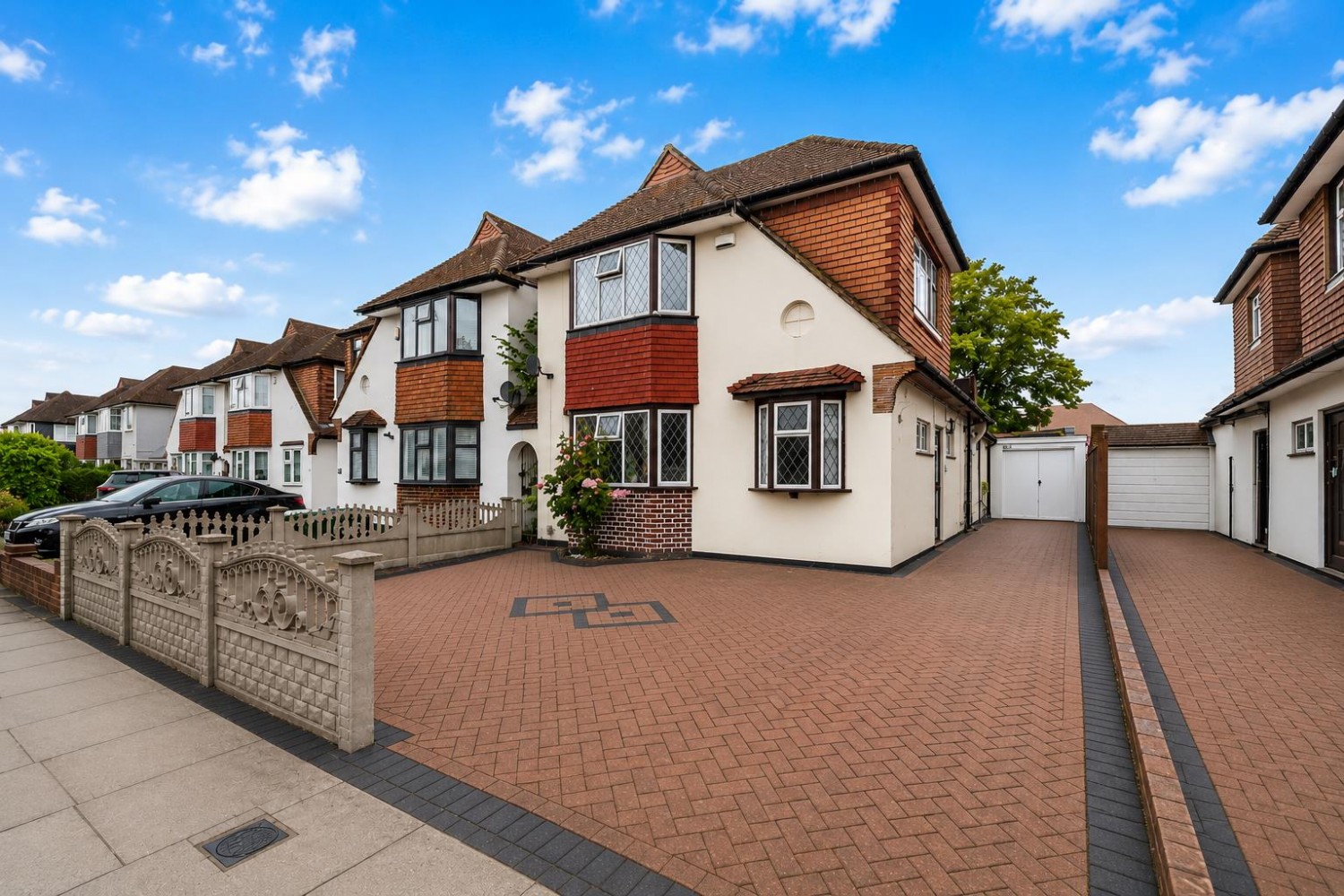4 bedroom House for sale in Purbeck Avenue, New Malden