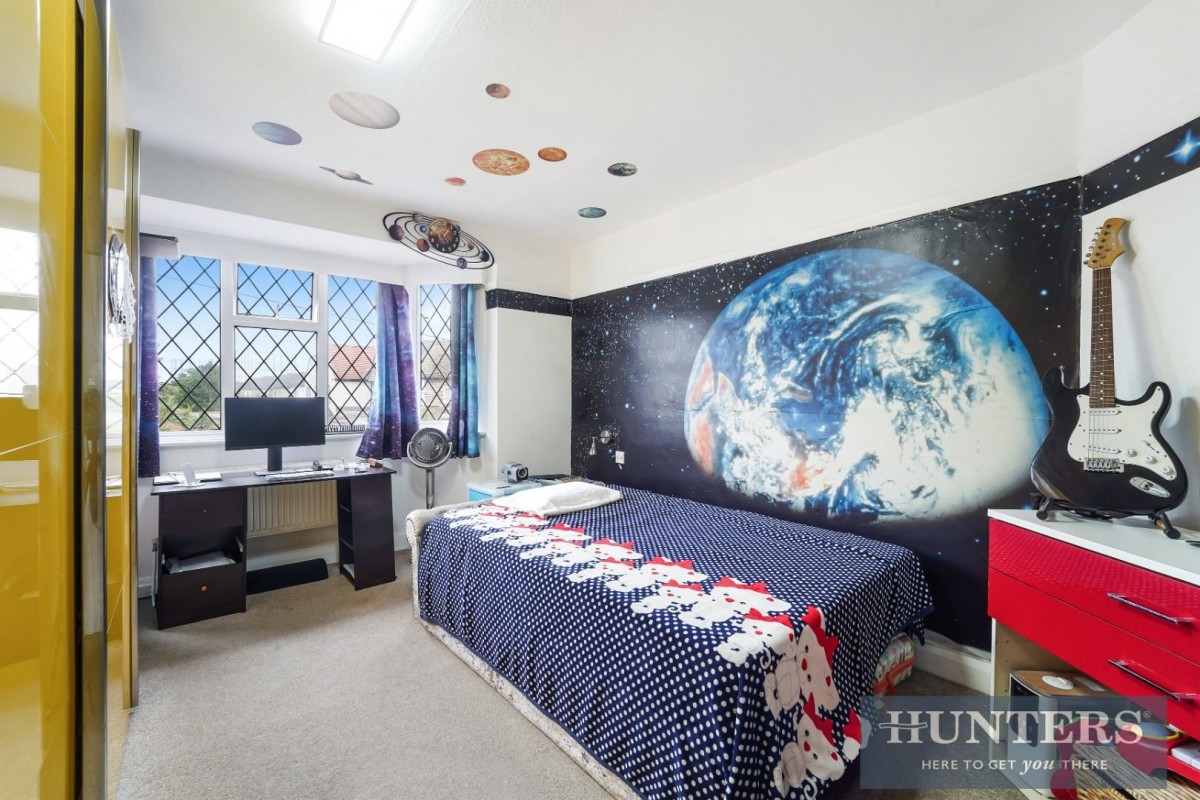 Purbeck Avenue, New Malden