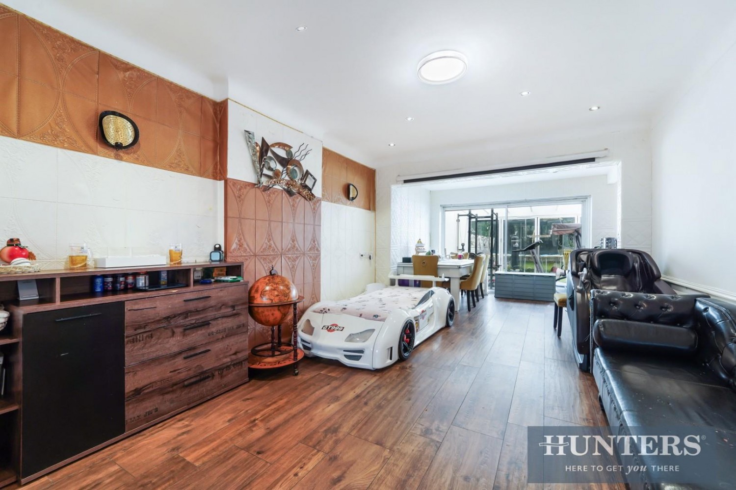 4 bedroom House for sale in Purbeck Avenue, New Malden