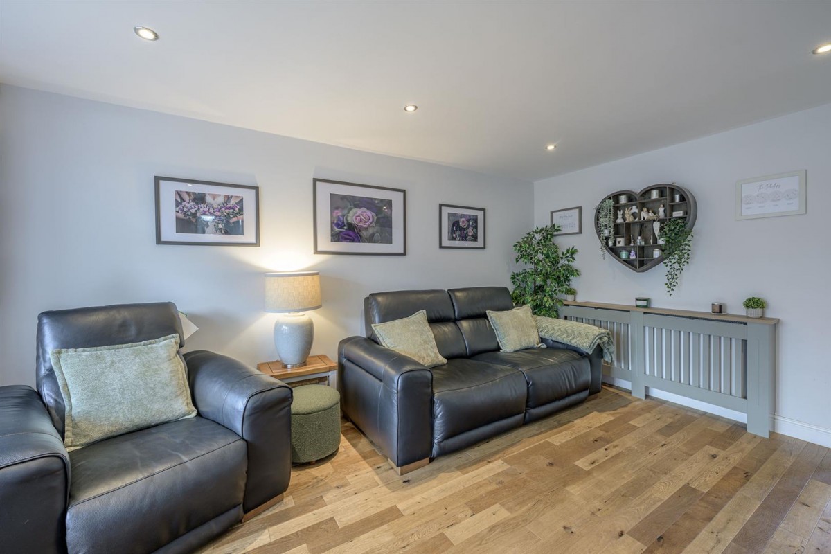 Cumberland Close, Kingswinford, DY6 8JE