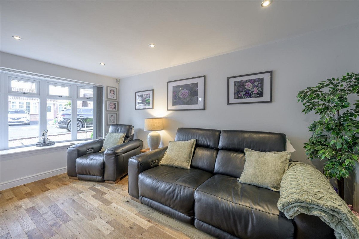 Cumberland Close, Kingswinford, DY6 8JE