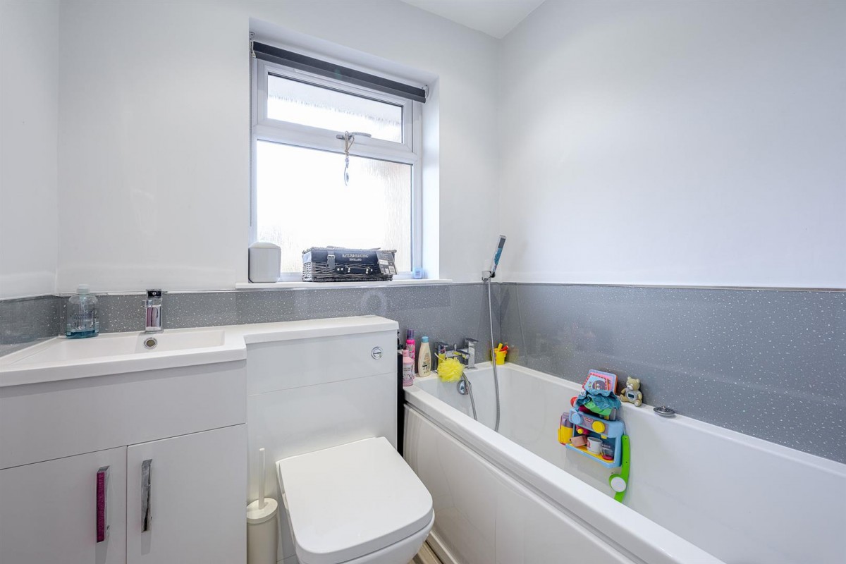 Cumberland Close, Kingswinford, DY6 8JE