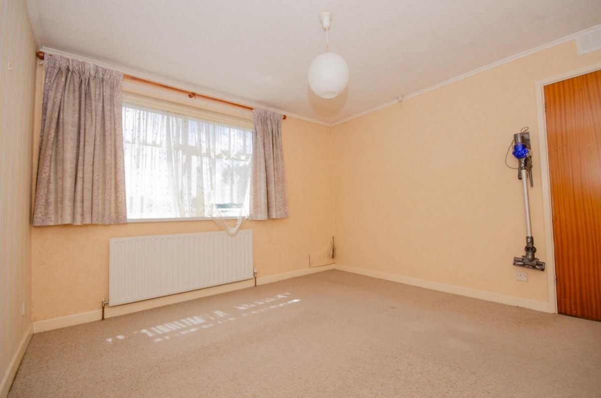 Sutherland Avenue, Downend, Bristol, BS16 6QN