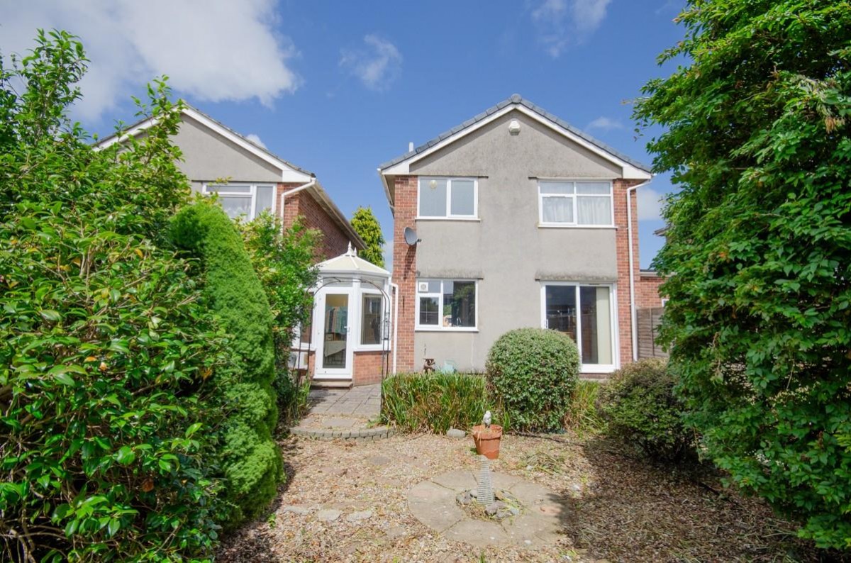 Sutherland Avenue, Downend, Bristol, BS16 6QN