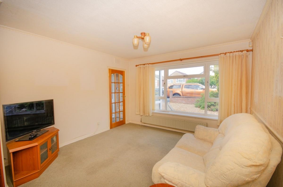 Sutherland Avenue, Downend, Bristol, BS16 6QN