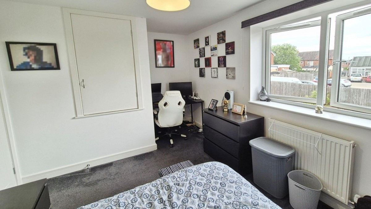 Sandown Close, Burntwood, WS7 2YU