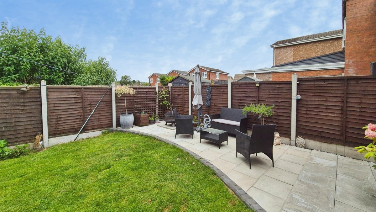 Sandown Close, Burntwood, WS7 2YU