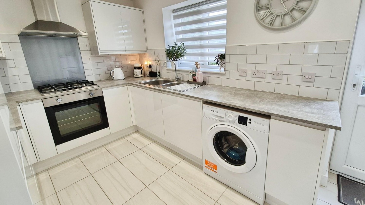 Sandown Close, Burntwood, WS7 2YU