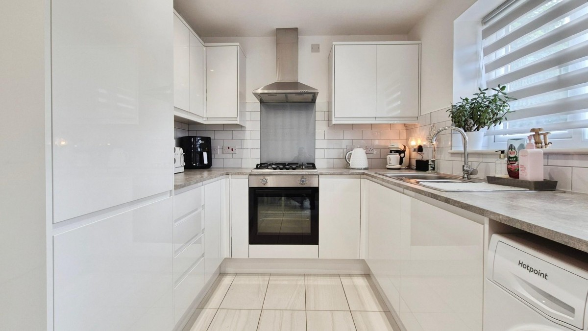 Sandown Close, Burntwood, WS7 2YU