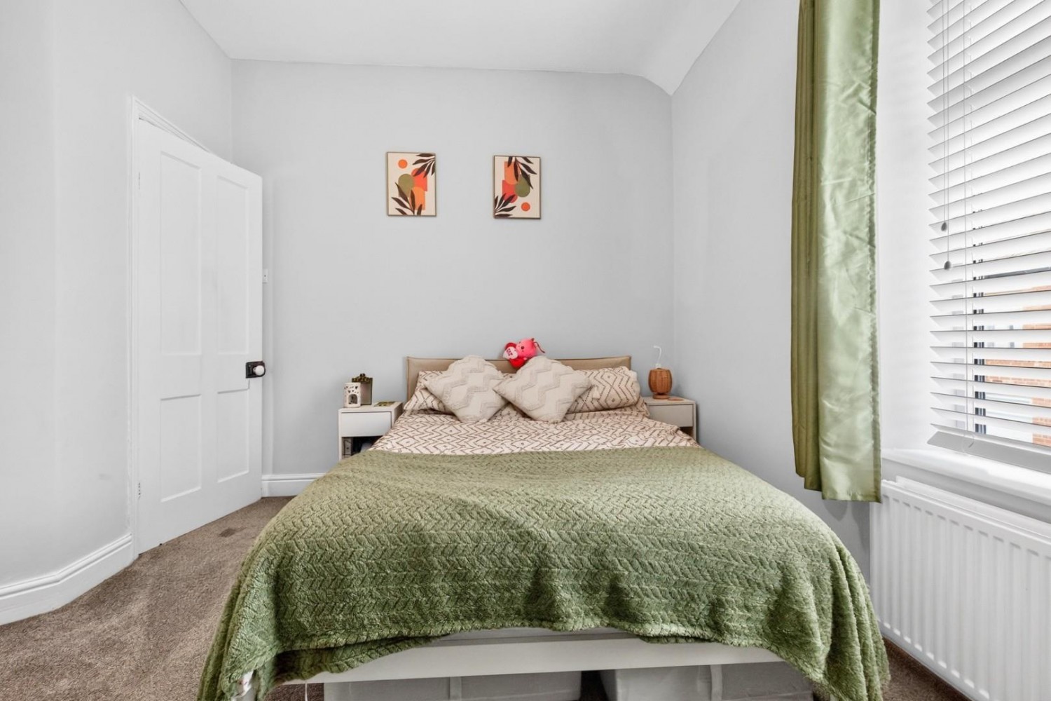 2 bedroom House to let in Powell Street, Harrogate